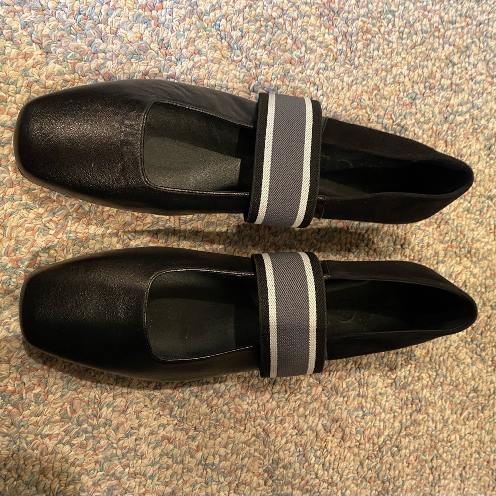 M. Gemi Shoes size 40.5 (womens 10.5) NEW